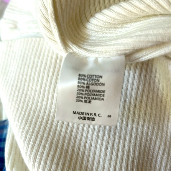 Brandy Melville off white Ribbed v neck button down cropped Cardigan size small - Picture 8 of 8